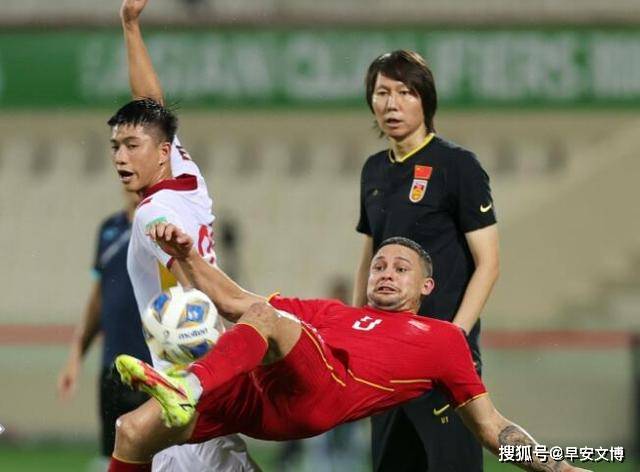国足vs韩国直播解说视频,这场球,我边看边骂边笑 国足vs韩国直播解说视频,这场球,我边看边骂边笑